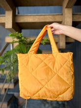 QUILTED TOTE BAG
