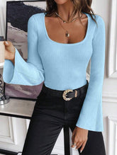 SCOOP NECK FLARE SLEEVE RIBBED KNIT TEE