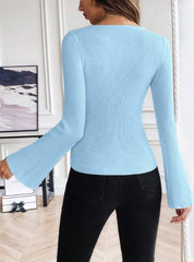 SCOOP NECK FLARE SLEEVE RIBBED KNIT TEE