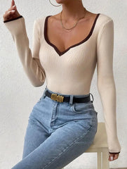CONTRAST BINDING SWEETHEART NECK RIBBED KNIT TOP
