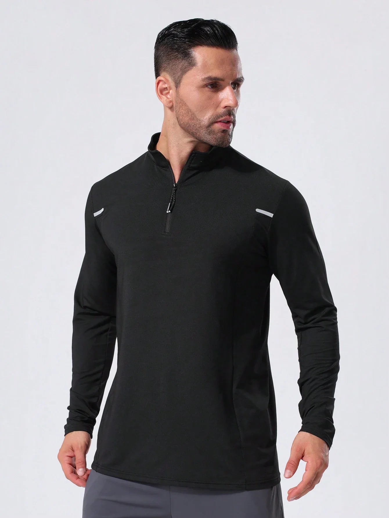 MEN QUARTER-ZIP ARMHOLE SPORTS SWEATSHIRT
