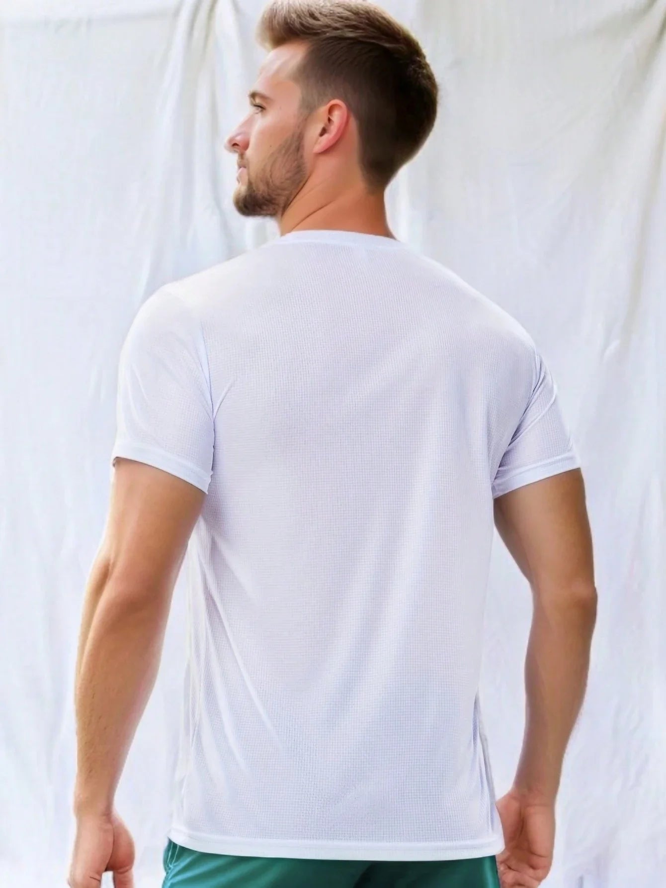 MEN'S FITNESS SPORTS CASUAL SLIM FIT GYM T-SHIRT