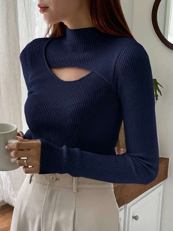 CUT OUT MOCK NECK RIBBED KNIT TEE