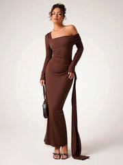 ASYMMETRIC NECK STRETCH PLEATED WAIST RIBBON DRESS WITH SLIT HEM