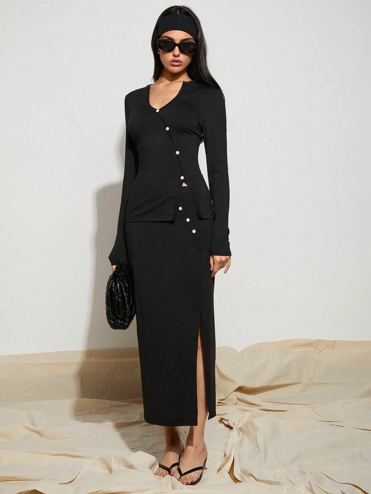 WOMEN SINGLE BREASTED LONG SLEEVE TOP AND PLEATED MINI SKIRT