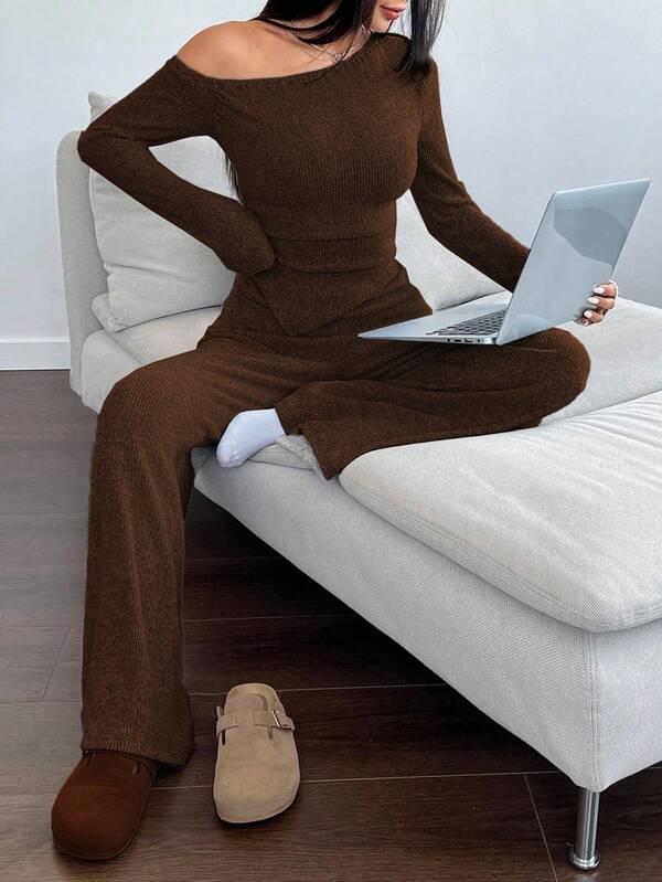 WOMEN'S ASYMMETRICAL NECK PLUSH T-SHIRT AND WIDE LEG CASUAL PANTS 2-PIECE SET