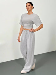 ROUND NECK BATWING SHORT SLEEVE T-SHIRT AND PANTS