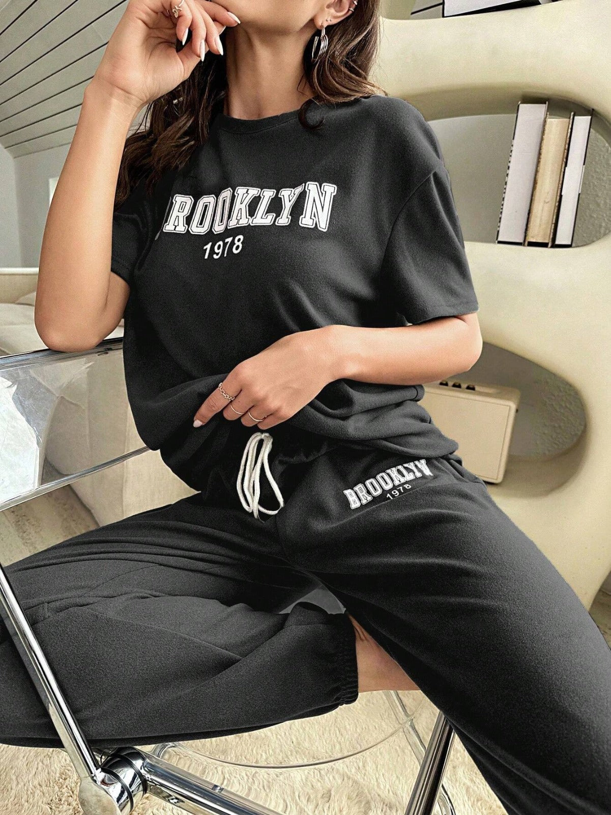 LETTER GRAPHIC DROP SHOULDER TEE & DRAWSTRING WAIST PANT