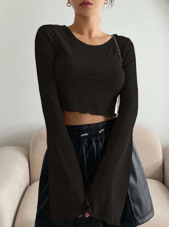LETTUCE TRIM LONG SLEEVE CROP TEE