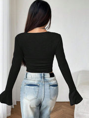 WOMEN'S SOLID COLOR TIE FRONT CROPPED T-SHIRT WITH FLARE SLEEVES