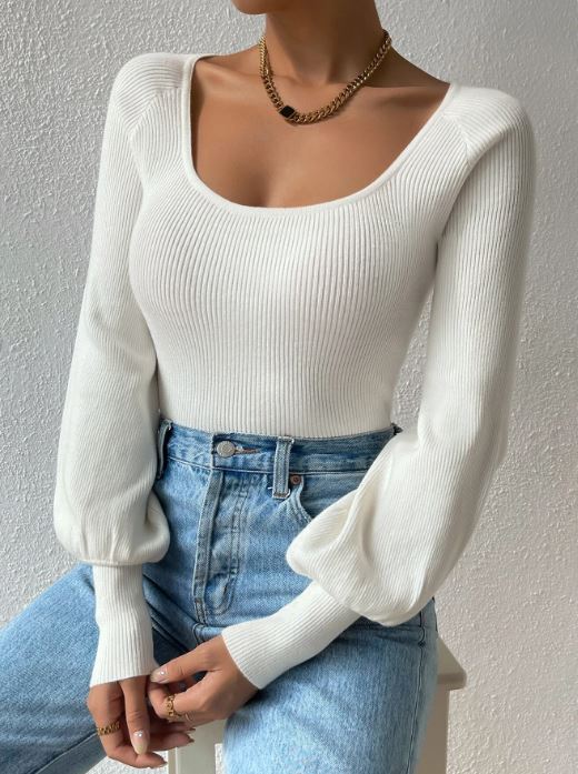 SCOOP NECK RIBBED KNIT RAGLAN SLEEVE TEE