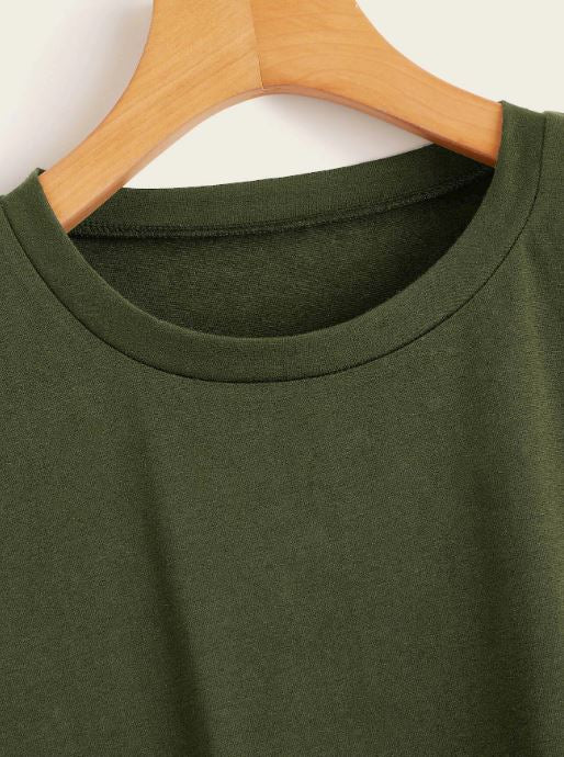 ROLLED CUFF CURVED TEE