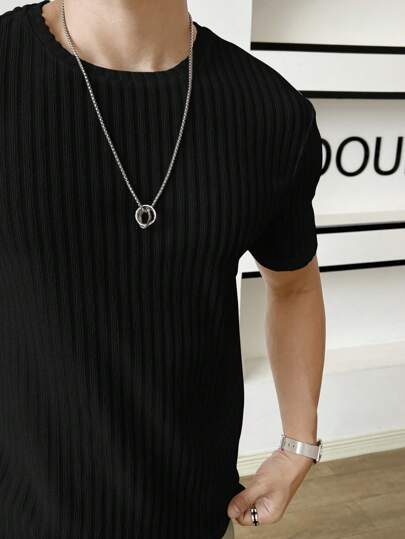 BLACK MEN SOLID RIBBED KNIT TEE