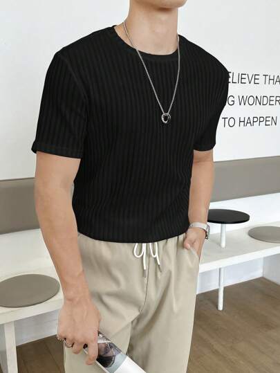 BLACK MEN SOLID RIBBED KNIT TEE