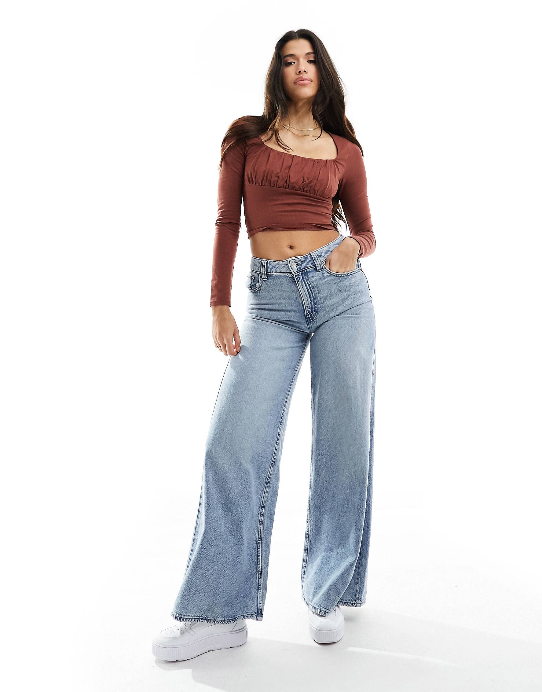 GATHERED BUST DETAIL LONG SLEEVE TOP IN DEEP CHESTNUT