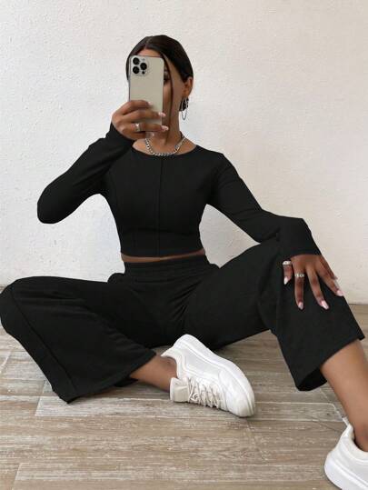 SOLID CROP TEE & ELASTIC WAIST PANTS