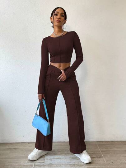 SOLID CROP TEE & ELASTIC WAIST PANTS