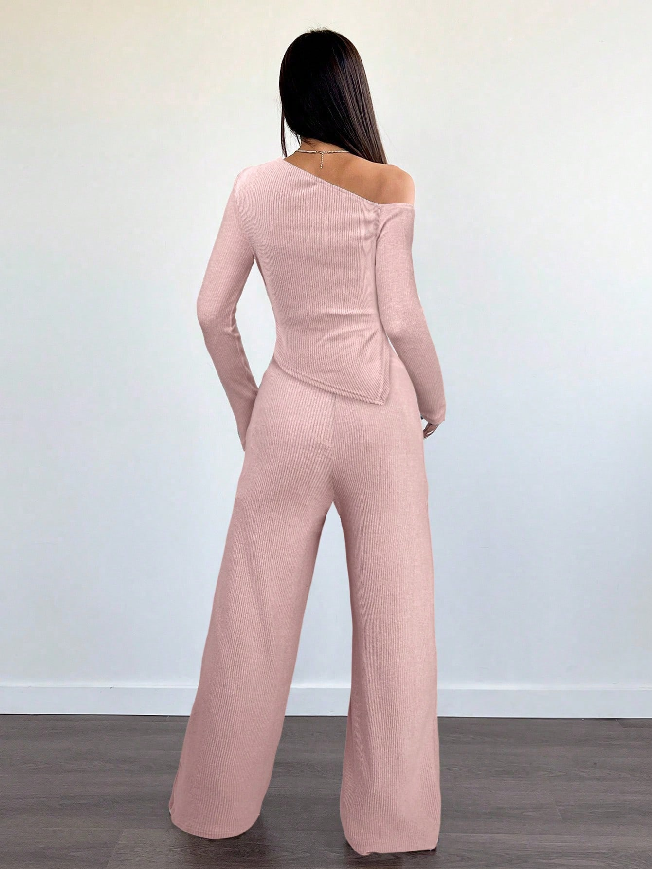 WOMEN'S ASYMMETRICAL NECK PLUSH T-SHIRT AND WIDE LEG CASUAL PANTS 2-PIECE SET