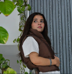 SLEEVELESS ZIP UP CROP VEST PUFFER JACKET