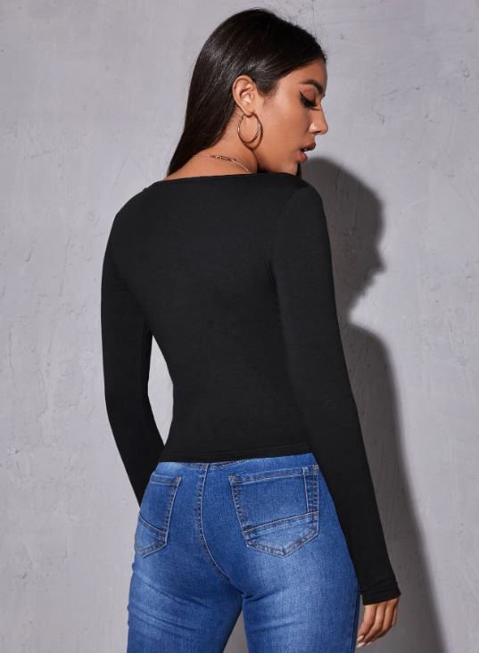 V NECK FORM FITTED SOLID TEE