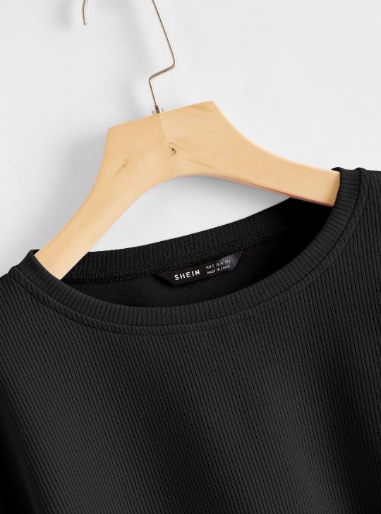 SOLID DROP SHOULDER RIB-KNIT CROP TOP