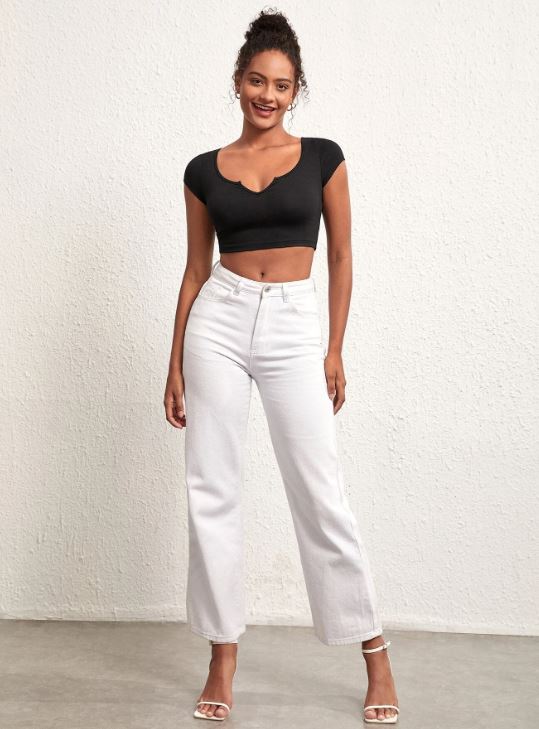 NOTCHED NECK CROP TEE