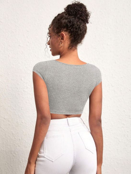 NOTCHED NECK CROP TEE