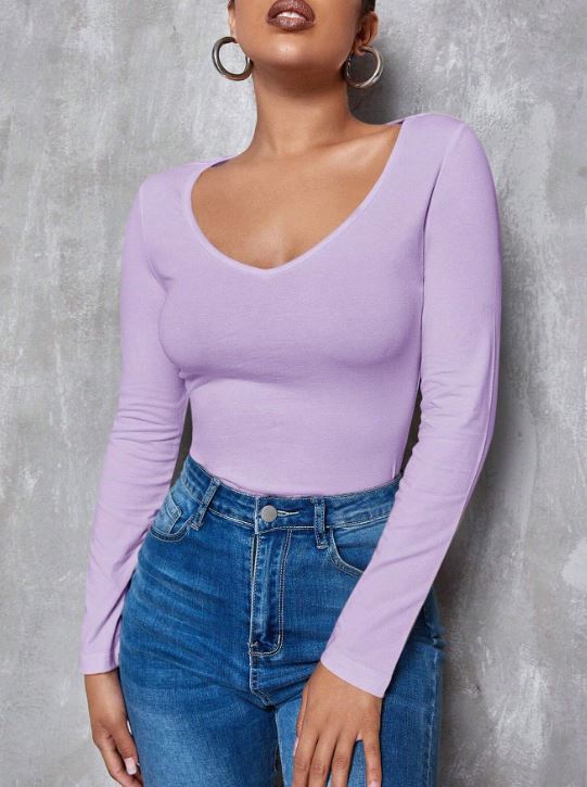 V NECK FORM FITTED SOLID TEE