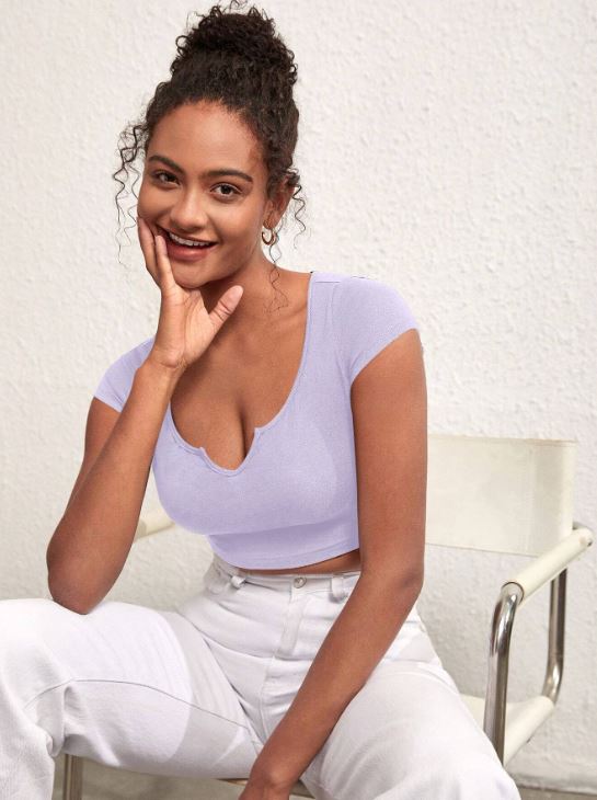 NOTCHED NECK CROP TEE