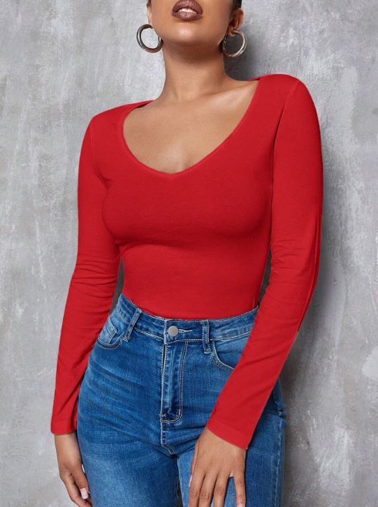 V NECK FORM FITTED SOLID TEE