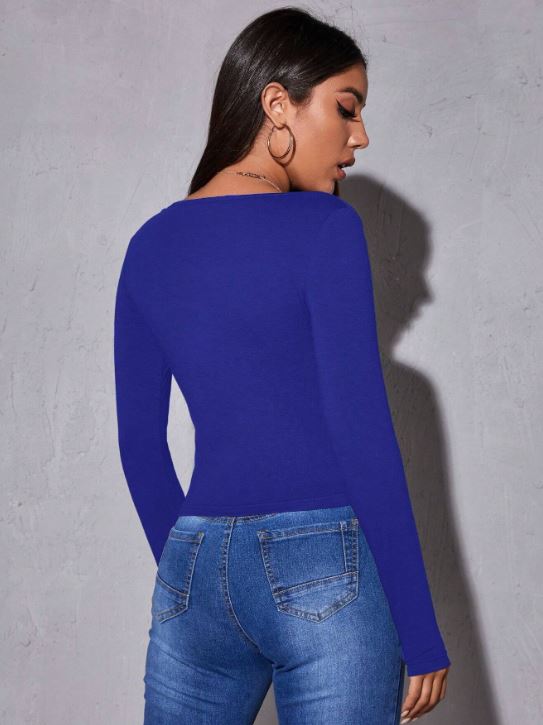 V NECK FORM FITTED SOLID TEE