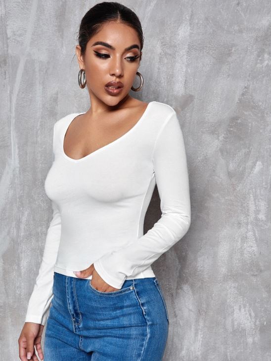 V NECK FORM FITTED SOLID TEE